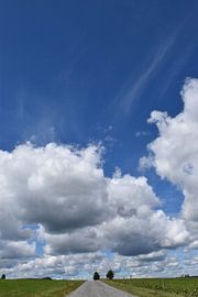 An abandoned country road by Claude Laprise