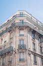 Parijse facade no.2 l Reis Fotografie van Lizzy Komen thumbnail