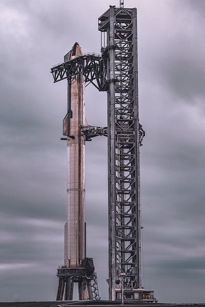 Starship Superheavy (stacked) on the Launchpad van Chris Thomassen (Wereldreizigers.nl)