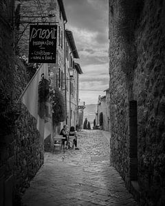 Gasse in Pienza - Toskana von Teun Ruijters