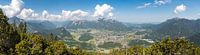 Panoramisch uitzicht over Reutte en de regio Außerfern van Leo Schindzielorz thumbnail