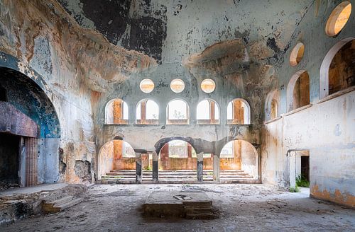 Synagogue abandonnée en décrépitude.