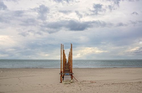 Jetty at the lighthouse of Texel