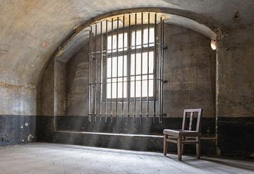 Fenster des Gefängnisses von Roy Vereijken