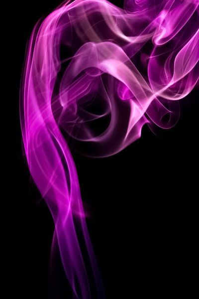 Pink Smoke on Top van Robert Wiggers