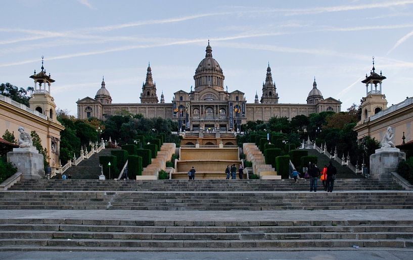 Barcelona by Hello Pompoyo