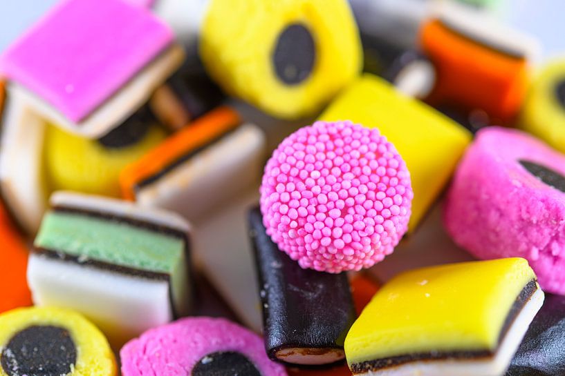 Farbenfrohe Süßigkeiten aus Lakritz von Sjoerd van der Wal Fotografie