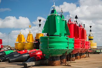 Colored navigation buoys in maintenance and storage by Tonko Oosterink