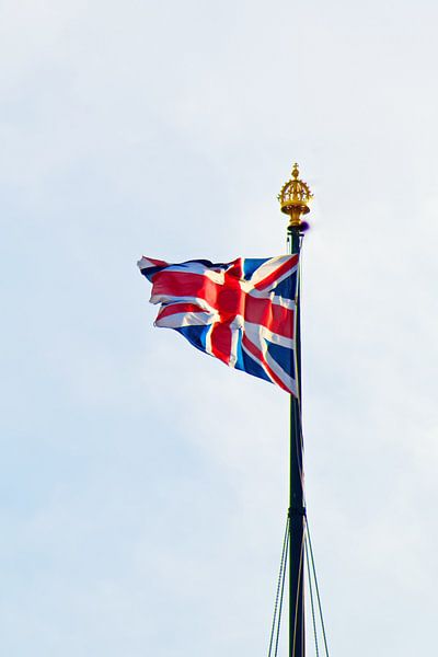 London by Hello Pompoyo