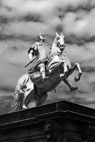 Statue &quot;Goldener Reiter&quot; in Dresden