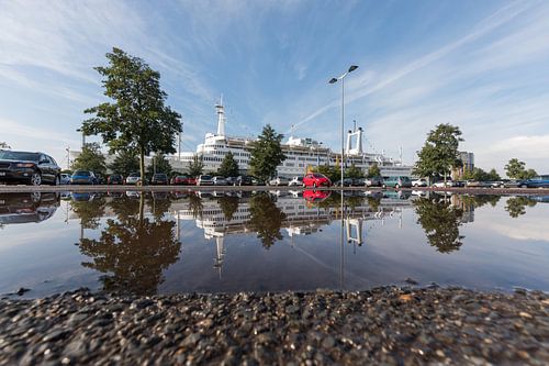 Het ss Rotterdam in Rotterdam Katendrecht