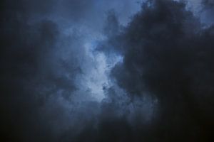 Dunkle Wolken von Gerryke van der Graaf