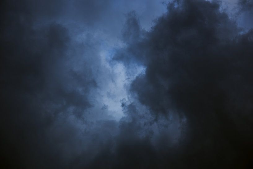 Dunkle Wolken von Gerryke van der Graaf
