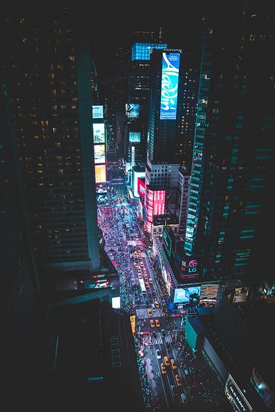 Times Square by Hello Pompoyo