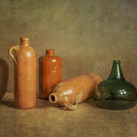 Cat's head bottle and pitchers by René Ouderling