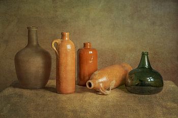 Bouteille et pichet à tête de chat