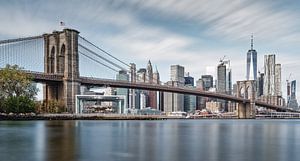 Brooklyn Bridge by Arnold van Wijk