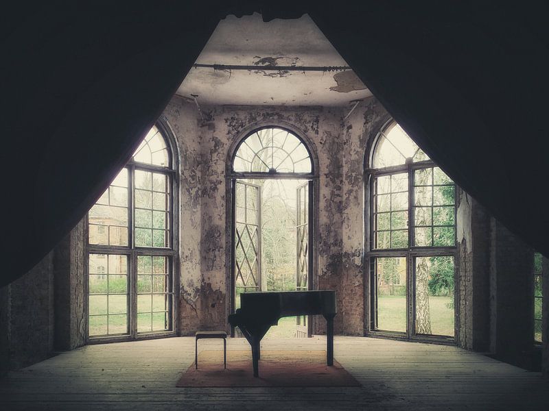 Klavier - Beelitz Heilstätten von Olaf Kramer