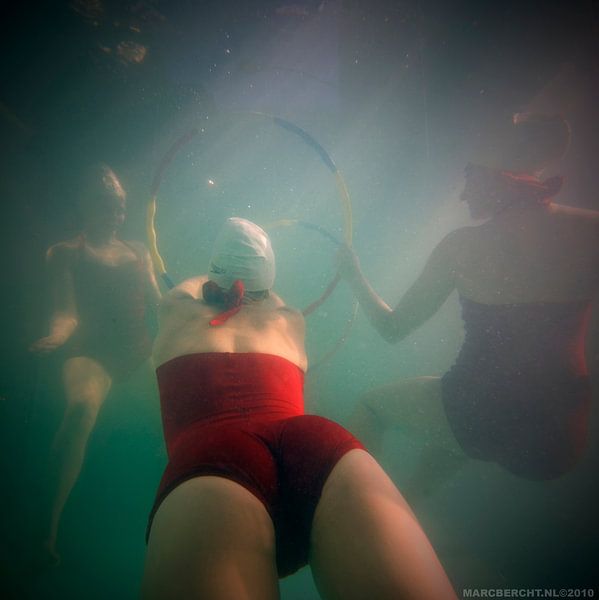 Swimteam USA by Marc Bercht