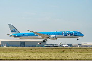Aankomst eerste KLM Boeing 787-10 op Schiphol. van Jaap van den Berg