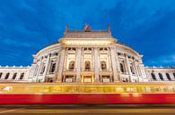 Burgtheater in Wenen 's nachts van Werner Dieterich thumbnail
