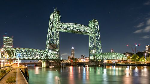 Le Hef à Rotterdam la nuit