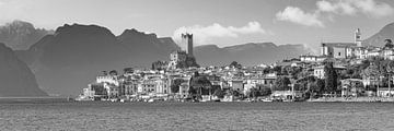 Malcesine au lac de Garde en noir et blanc sur Manfred Voss, Schwarz-weiss Fotografie