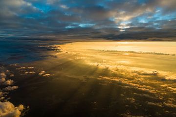 Wolkenreise von Denis Feiner