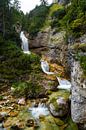 Wunderschöner Wasserfall in den Dolomiten von Leo Schindzielorz Miniaturansicht