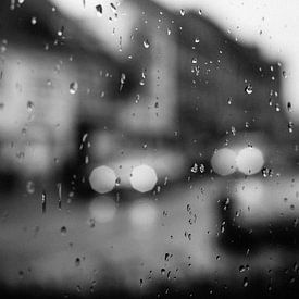 Regen tegen het raam van FRE.PIC