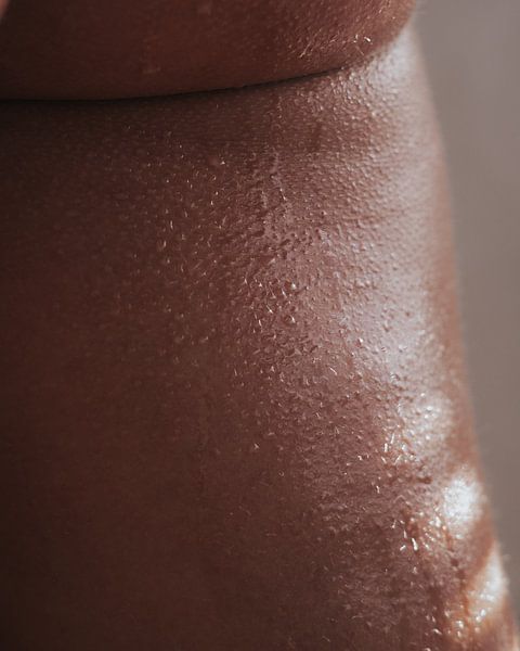 Graphic close-up skin by Karlijne Geudens