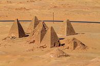 De piramides van Jebel Barkal van Roland Brack thumbnail