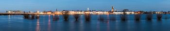 Panorama Zutphen aan de IJssel gedurende hoog water