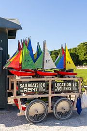 Sailing boats in Paris