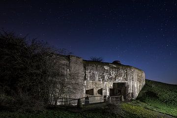 Maginot Bunker avec nuit étoilé sur Paul De Kinder