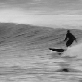 Abstracte surfer, Pacific Beach, San Diego, Californië van Siem Clerx