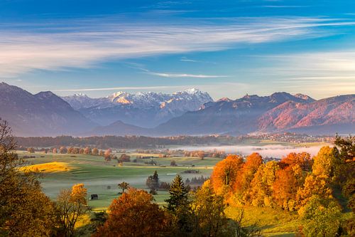 Herfst boven Murnauer Moos met uitzicht op Zugspitze