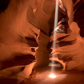 Antelope Canyon by Laura Vink
