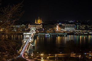 Budapest bridge van Bas Nuijten