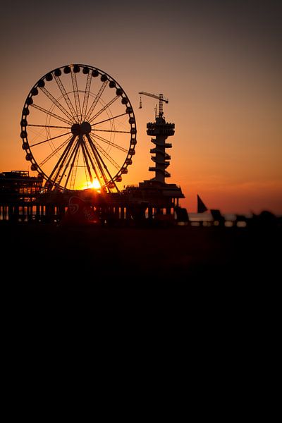 Reuzenrad Pier Scheveningen by Leanne lovink