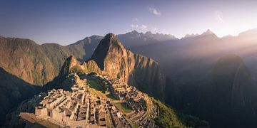 Machu Picchu Panorama 2:1 - zonder mensen van Vincent Fennis