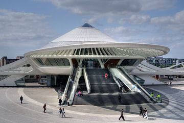 Centraal station Bergen België van architect Santiago Calatrava van Watze D. de Haan