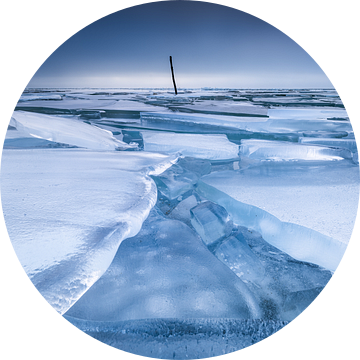 Een bevroren IJsselmeer van Ellen van den Doel