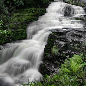 Mysteriöser Wasserfall von Lizette Schuurman