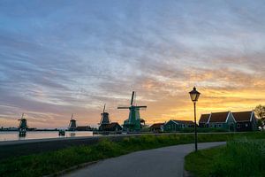 Zaanse Schans au lever du soleil