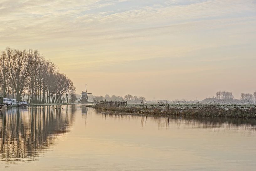 landschap met waterspiegeling van Dirk van Egmond