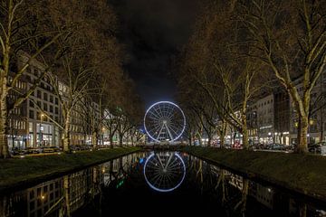 Ferriswheel Köningsallee Düsseldorf by Eus Driessen
