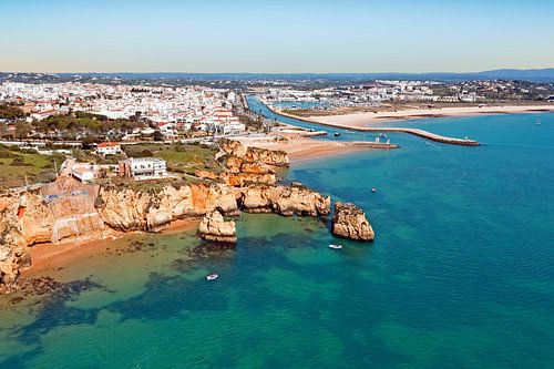 Luchtfoto van het stadje Lagos in de Algarve Portugal