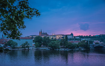 It's on fire - Praag