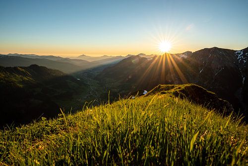 Zonsopgang boven de Allgäuer Alpen
